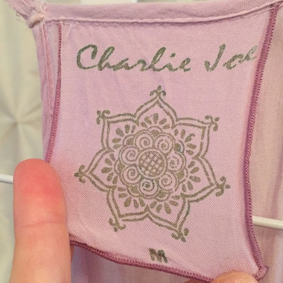 Charlie Joe purple, white dress 100% Rayon. - Picture 6 of 8